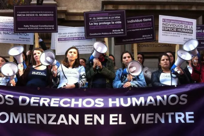 Grupos provida argumentan su rechazo al aborto en Tribunal Constitucional de Chile