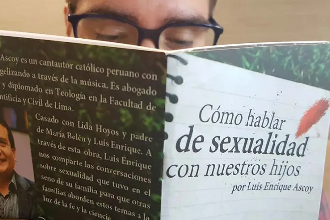 ¿Cómo hablar de sexualidad con tus hijos? Músico católico presenta nuevo libro