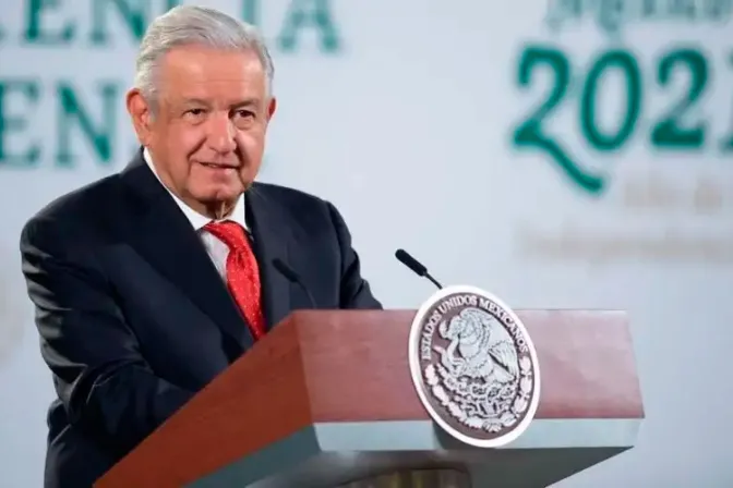 Controvertido Padre Solalinde asegura que López Obrador tiene “rasgos de santidad”