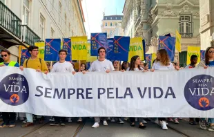 Marcha por la vida en Portugal. Crédito: Facebook Federação Portuguesa pela Vida 