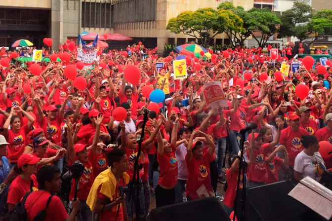 Miles marchan por la vida y contra el aborto y eutanasia en Colombia