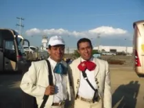 Dos de los mariachis que tocaron para el Papa (foto ACI Prensa).