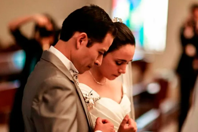 México: Presentan manuales para mejorar formación para el Matrimonio