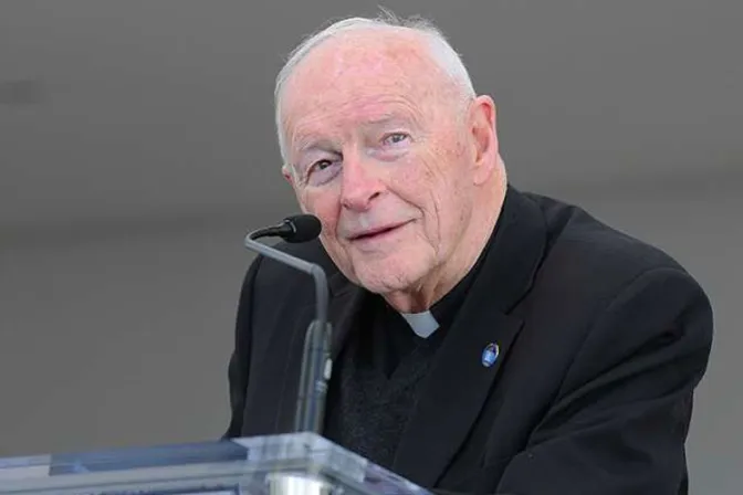 Excardenal McCarrick inicia vida de oración y penitencia en convento franciscano