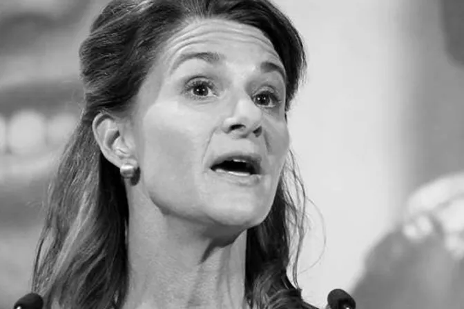 Aunque Melinda Gates quiera, el Papa no puede cambiar enseñanza de la Iglesia 