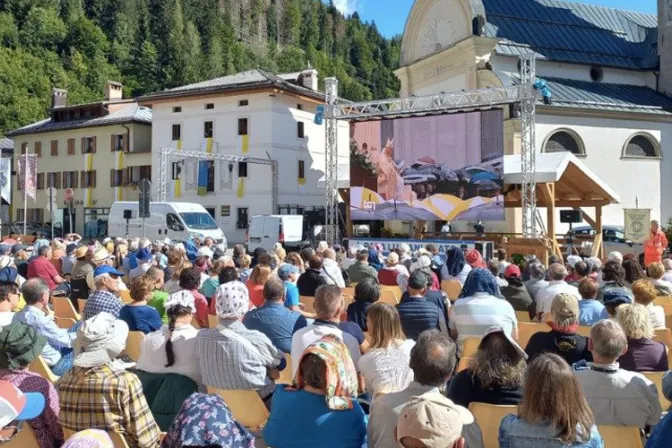 Agradecen beatificación del Papa Juan Pablo I en su tierra natal