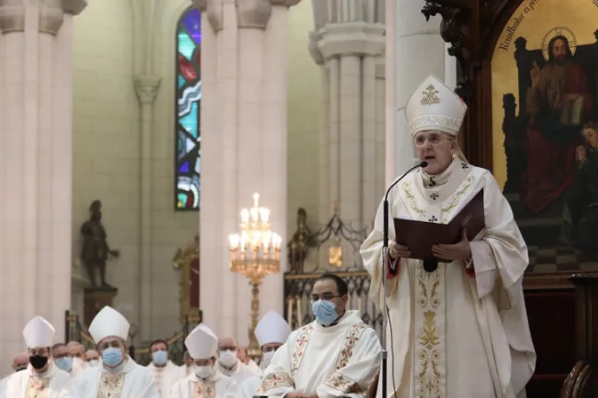 Virgen de la Almudena: Cardenal Osoro destaca dignidad humana del inicio hasta la muerte
