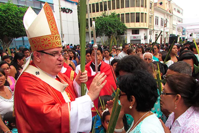 Perú: Arzobispo pide a candidatos ser claros sobre aborto y "matrimonio" homosexual