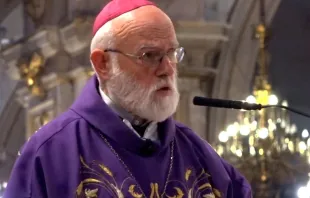 Mons. Celestino Aós - Captura de video (Iglesia de Santiago) 