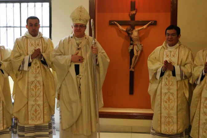 Arzobispo recuerda 3 consejos del Papa para ser un buen sacerdote