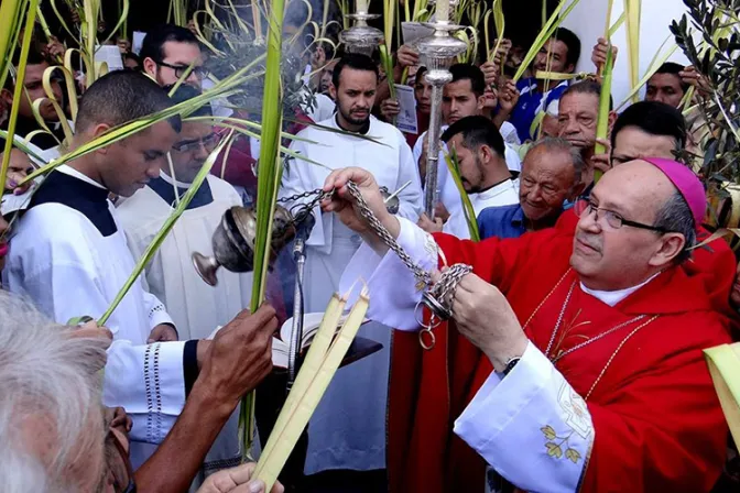 Iglesia en Venezuela encomienda en Domingo de Ramos a quienes migraron por trabajo digno