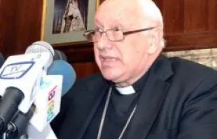 Mons. Ricardo Ezzati en la conferencia de prensa (foto iglesia.cl) null