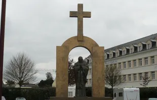 Monumento dedicado a San Juan Pablo II en Ploërmel (Francia) / Foto: Flickr Titem (CC-BY-NC-ND-2.0) 
