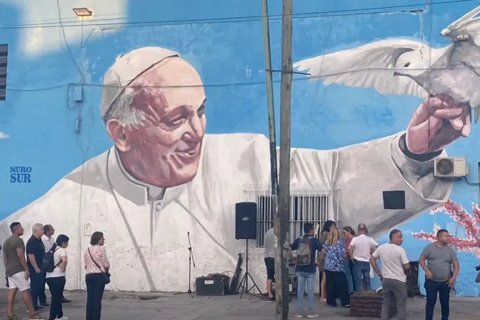 Nuevos murales rinden homenaje al Papa Francisco en diócesis de Argentina