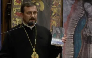 Mons. Mykhaylo Bubniy presenta libro “Nuestra Señora de Guadalupe, Madre de la civilización del amor de Dios”. Crédito: Captura de video / zhyve.tv. 