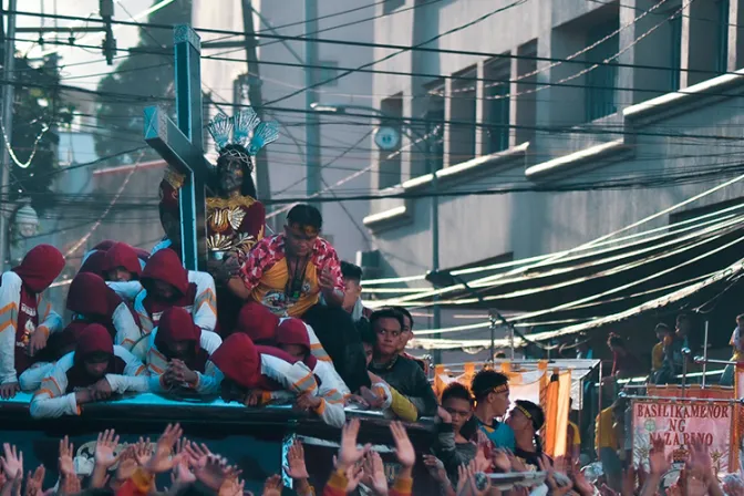 4 millones de fieles asisten a procesión del Nazareno Negro en Filipinas