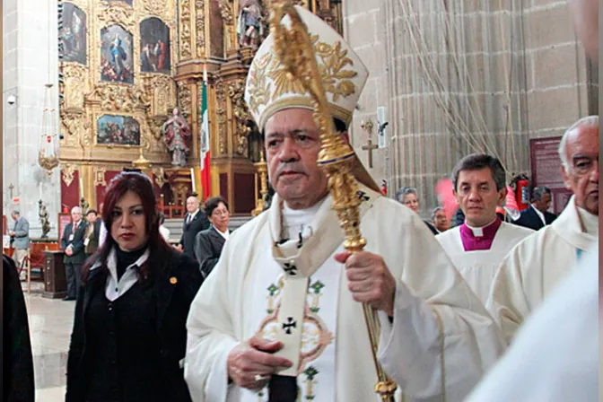 Cardenal Rivera defiende monasterios afectados por altos impuestos en México