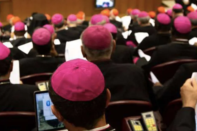 Obispos italianos reflexionarán en cómo fomentar mayor participación de padres y jóvenes