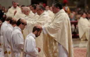 Ordenación sacerdotal en el Vaticano . Foto referencial/ Crédito: Daniel Ibáñez (ACI Prensa) 