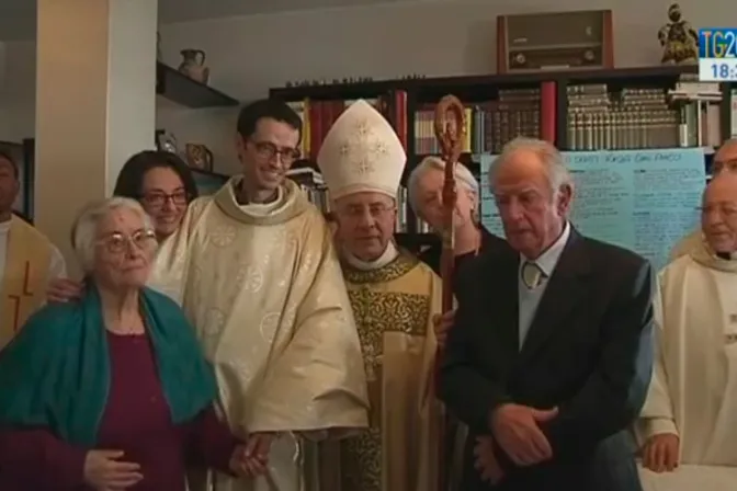 Sacerdote para siempre: Salvatore se ordenó y envió su primera bendición al Papa Francisco