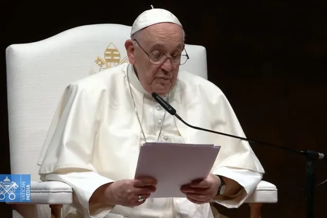 Discurso del Papa Francisco a las autoridades a su llegada a Portugal 