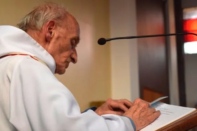 Con Misa y homenajes Francia recuerda al P. Jacques Hamel a un año de su asesinato