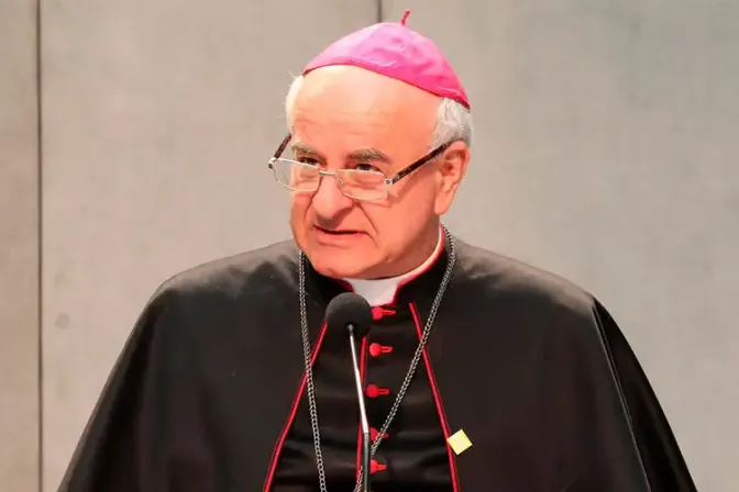 Pontificia Academia para la Vida aclara postura sobre eutanasia de Mons. Paglia