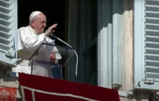 El Papa Francisco en el rezo del Ángelus este 12 de diciembre de 2021. Crédito: Captura de video / Vatican Media. 