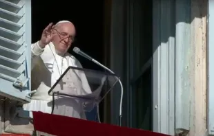 El Papa Francisco en el rezo del Ángelus este 12 de diciembre de 2021. Crédito: Captura de video / Vatican Media. 
