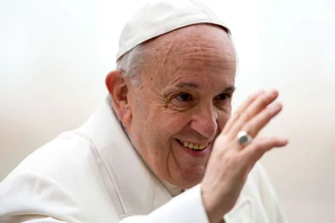 Papa Francisco anuncia que recibirá vacuna contra COVID-19