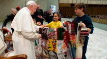 El Papa durante el encuentro con los jóvenes. Foto: Vatican Media