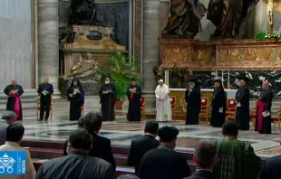 El Papa y los líderes cristianos del Líbano rezan por la paz. Foto: Youtube 