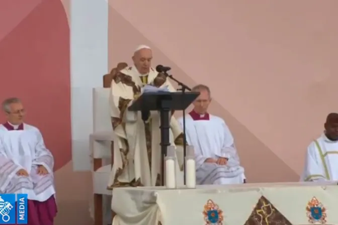 Papa Francisco: No se puede ser cristiano y promover el “ojo por ojo, diente por diente”