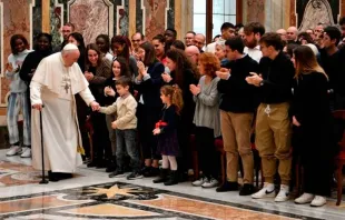 El Papa Francisco en la audiencia con los miembros del Sermig. Crédito: Vatican Media 