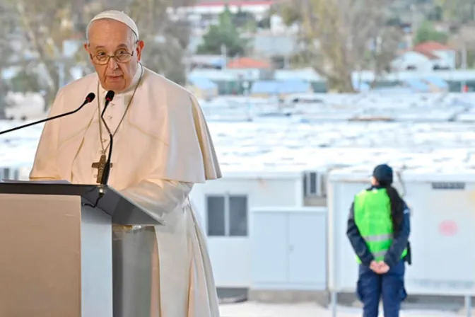 Discurso del Papa Francisco a los refugiados del campo de Mitilene en Grecia