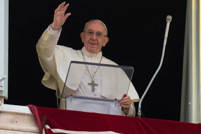 Solo el encuentro con Dios puede dar sentido pleno a la vida, destaca el Papa