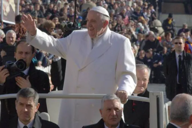 Vaticano: No hay planes aún para un viaje del Papa Francisco a Pakistán