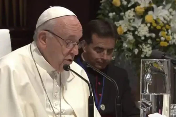 Saludo del Papa Francisco en la Procatedral de Santa María en Dublín