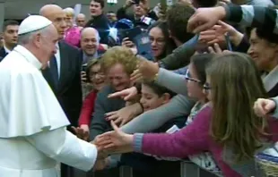 El Papa Francisco recibe a los damnificados por terremotos en Italia / Foto: Captura de video 
