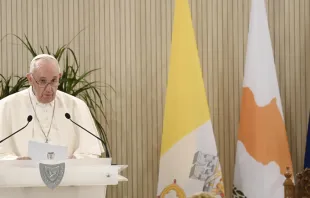 Papa Francisco en el palacio presidencial de Chipre. Foto: Vatican Media 