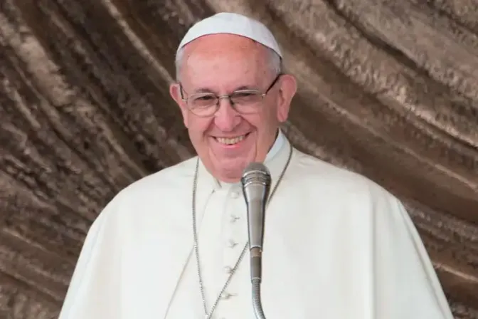 Papa Francisco bromea con su viaje a Canadá: Dicen que no es fácil, yo creo que sí