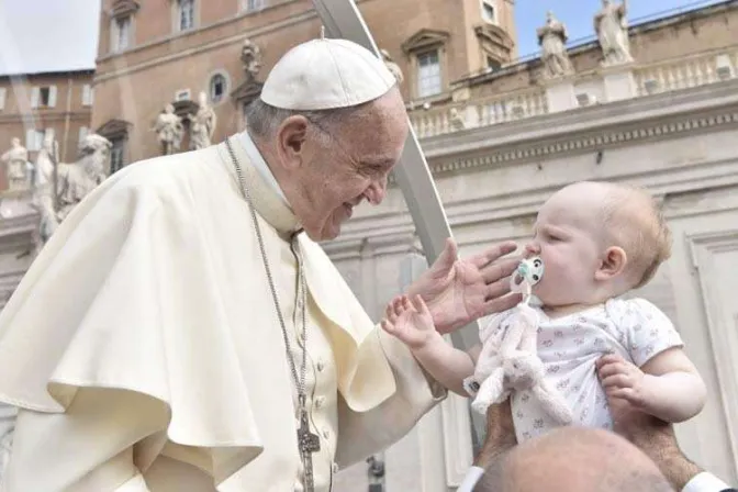 Papa Francisco envía este mensaje por el Día del Niño por Nacer