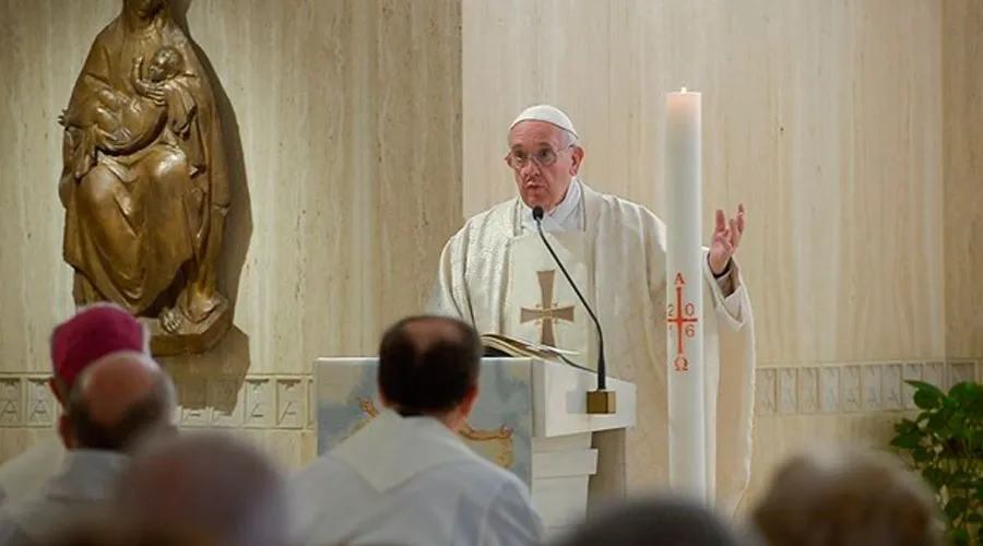 El Papa Francisco durante la Misa en Santa Marta / Foto: L'Osservatore Romano?w=200&h=150