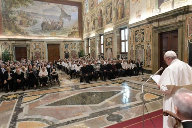 El Papa destaca la eficacia de la música y el canto en la misión evangelizadora