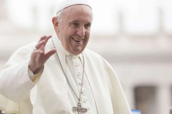 El Papa Francisco dona 25 mil euros al Programa Mundial de Alimentos por el COVID-19