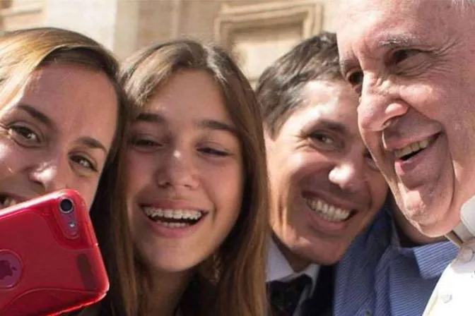 El Papa señala los desafíos y características de la pastoral vocacional con jóvenes