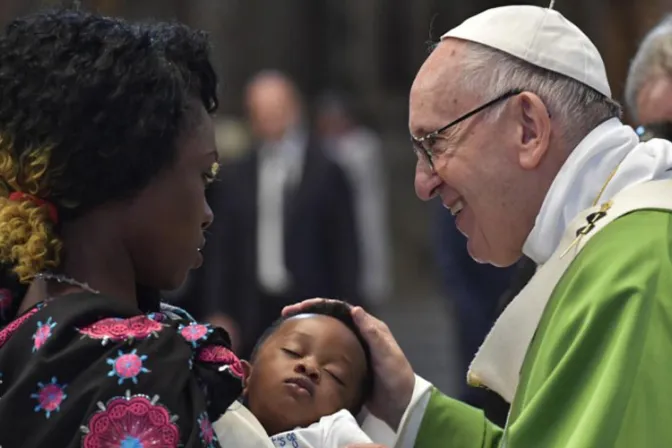 El Papa agradece a socorristas españoles su trabajo para salvar vidas en el Mediterráneo