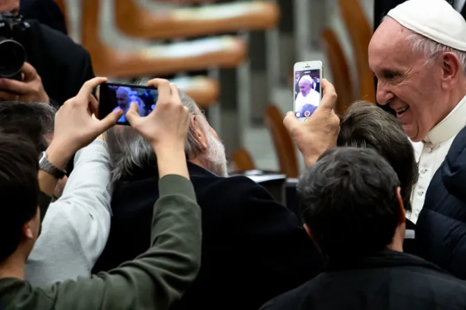 Papa Francisco: Las cárceles necesitan humanizarse cada vez más