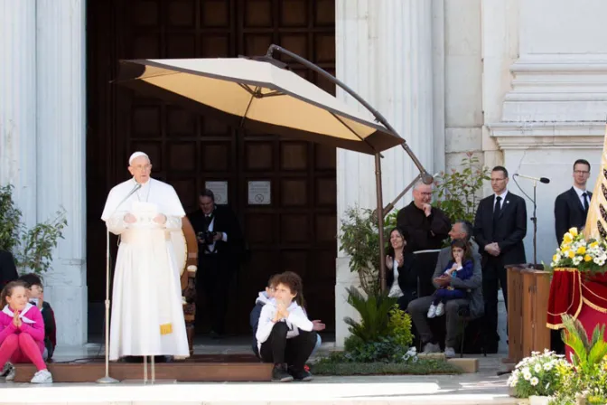 El Papa firma en Loreto la Exhortación Apostólica del Sínodo sobre los jóvenes