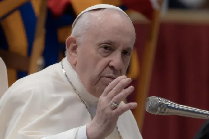 El Papa pide pensar en los niños que sufren por la guerra en Ucrania